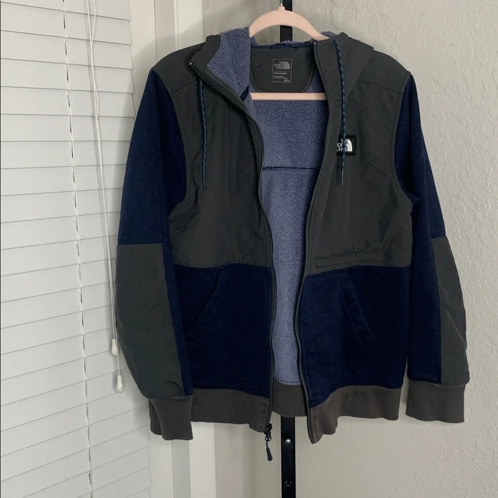 The North Face Dark Gray and Navy Jacket mens medium
